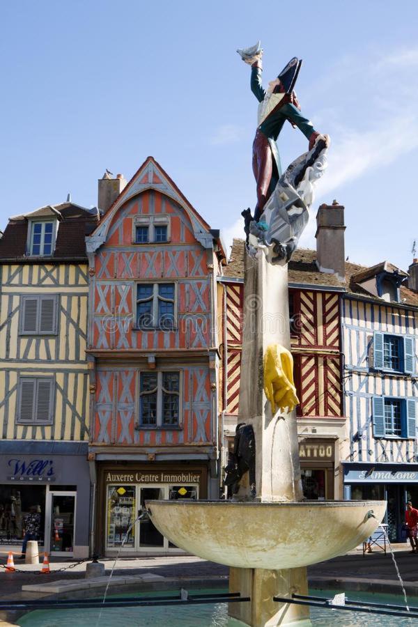 Meuble De Tourisme La Maison D'Orgy Chevannes  المظهر الخارجي الصورة
